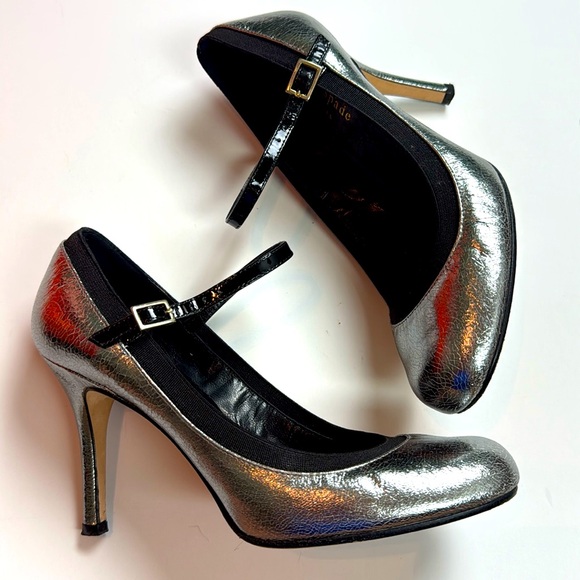 kate spade Shoes - Kate Spade Italian Leather Silver Mary Janes